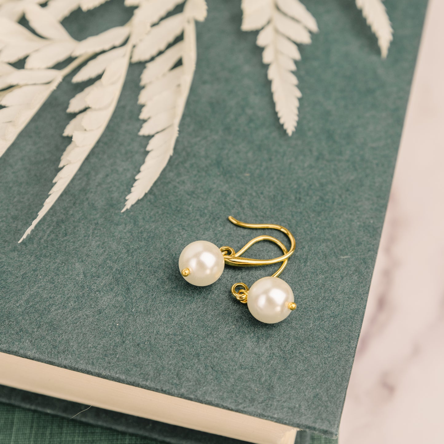 Traditional Pearls | Drop Earrings