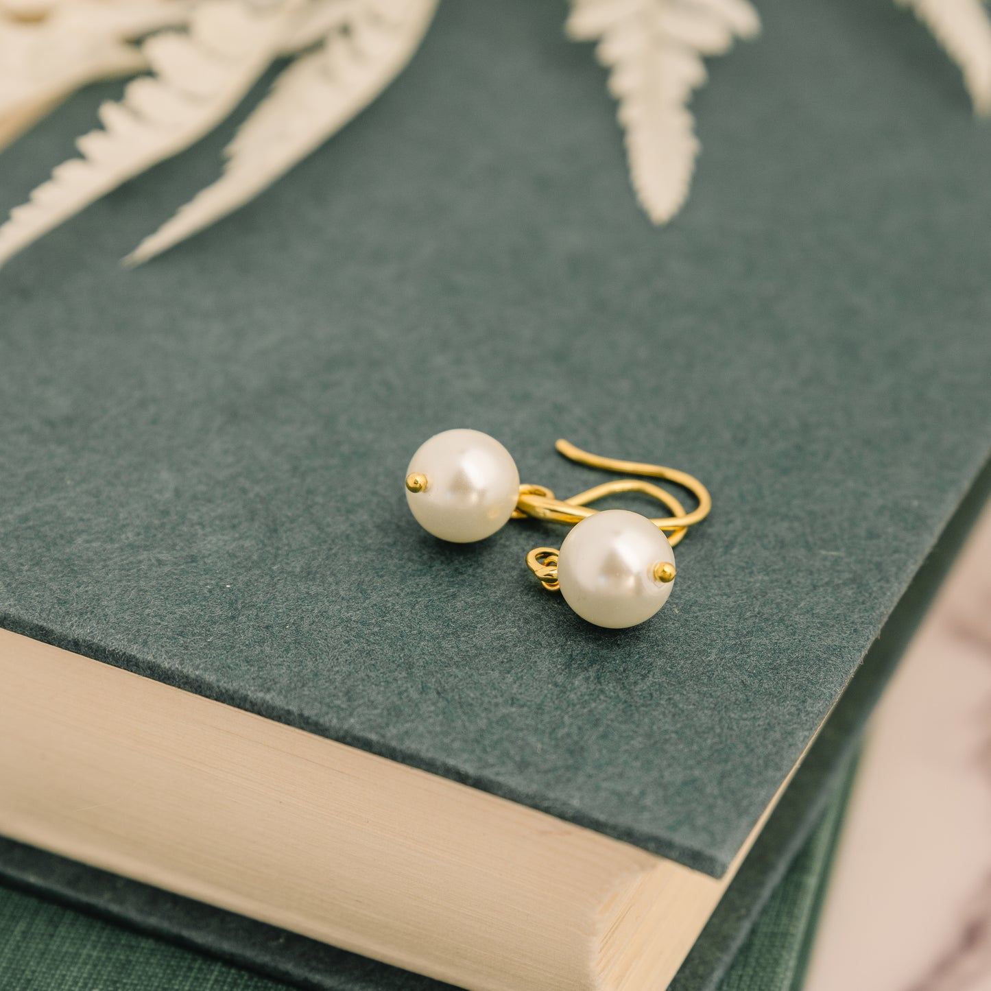 Traditional Pearls | Drop Earrings